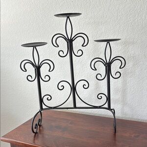 Wrought iron Fleur de lis 3 candle holder